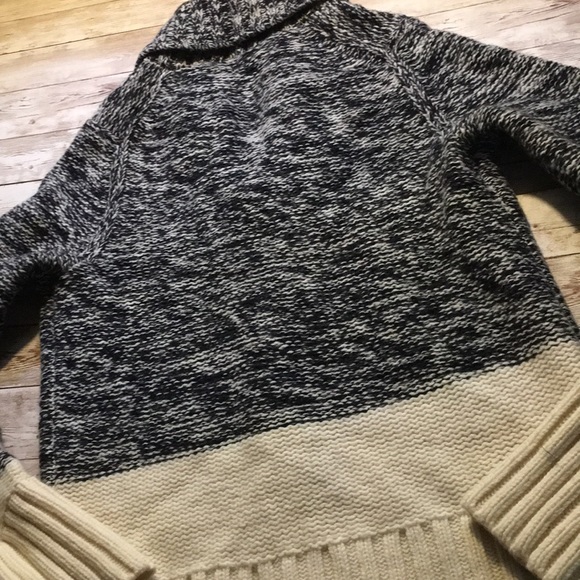 Gap button up cardigan sweater. Size s. - Picture 10 of 10